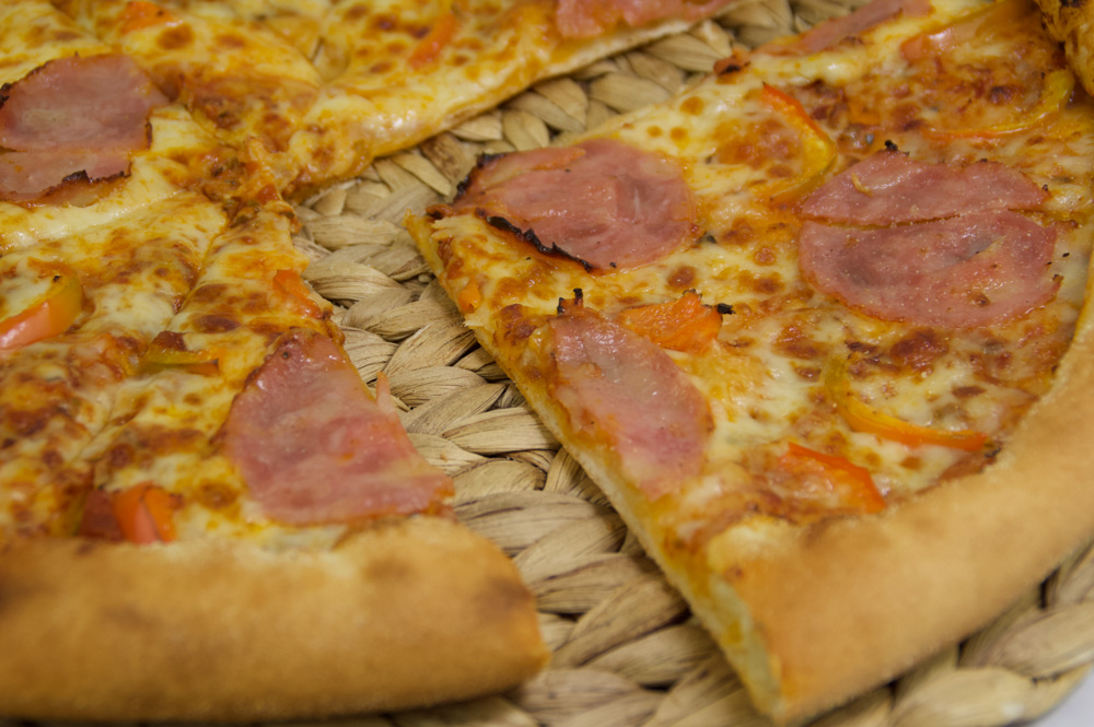 Жар-пицца. Меню. Пицца с ветчиной и перчиком